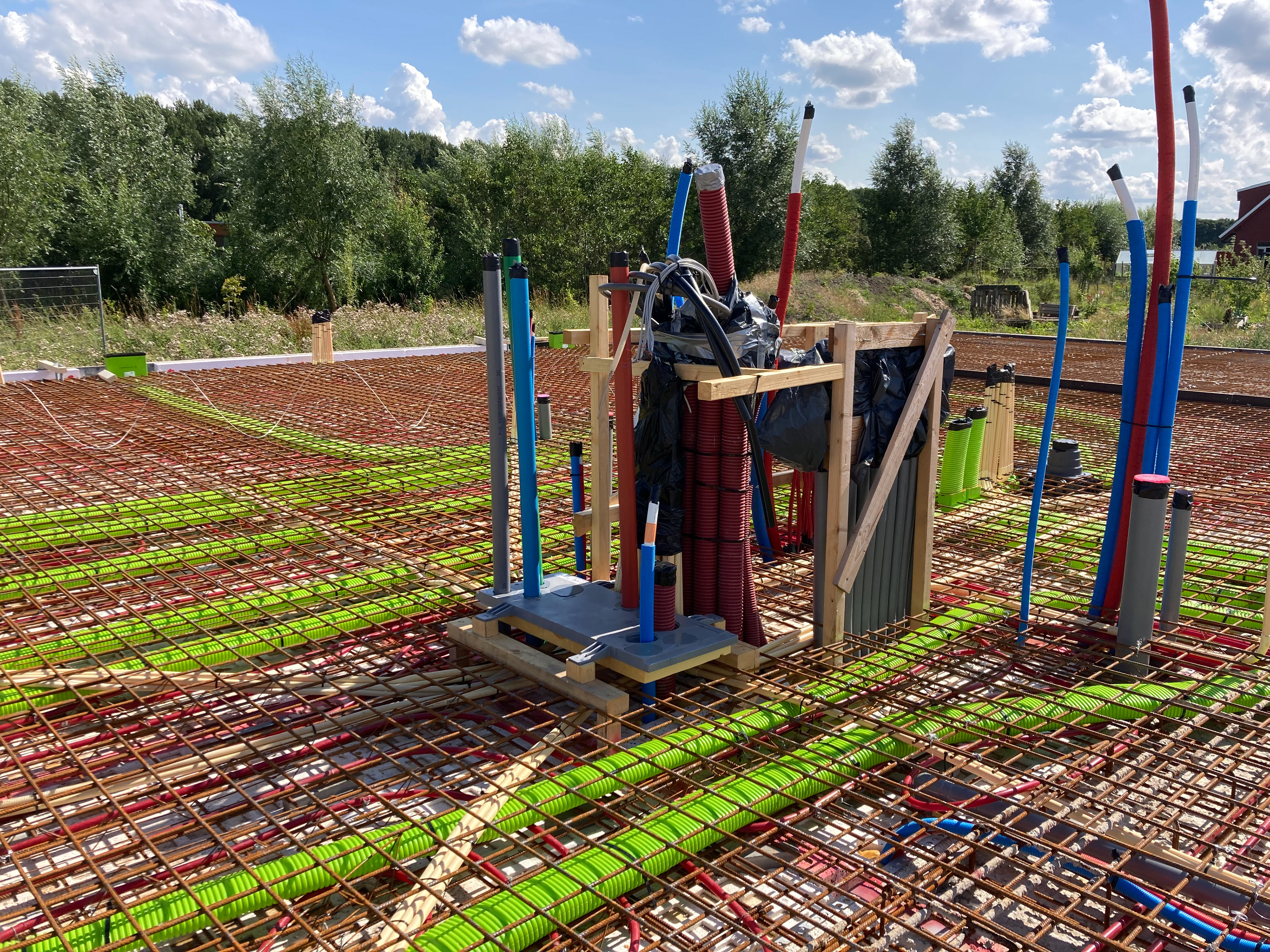 Installation in foundation